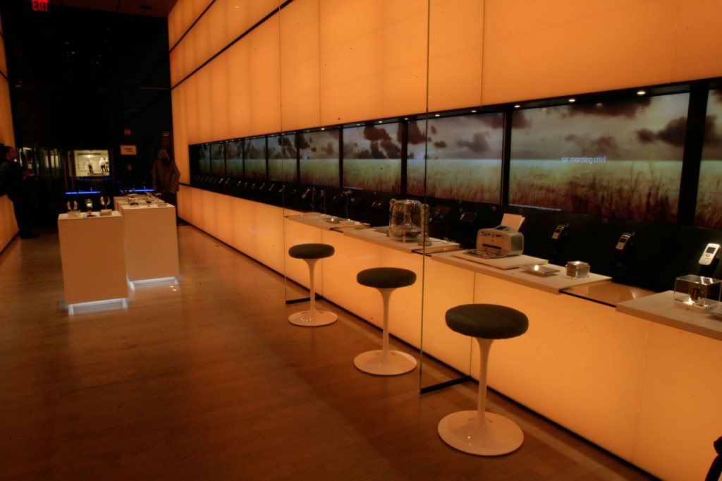 WindChicagoStore-1024x682